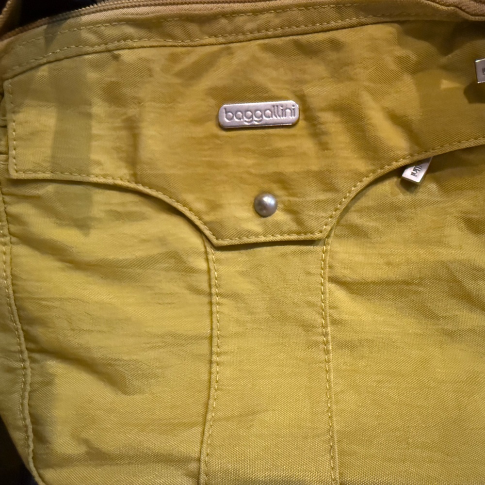 Baggallini Mustard Yellow Crossbody Bag - Picture 10 of 12